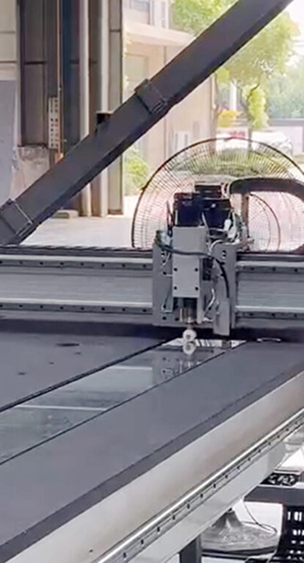 Gia công cắt kính